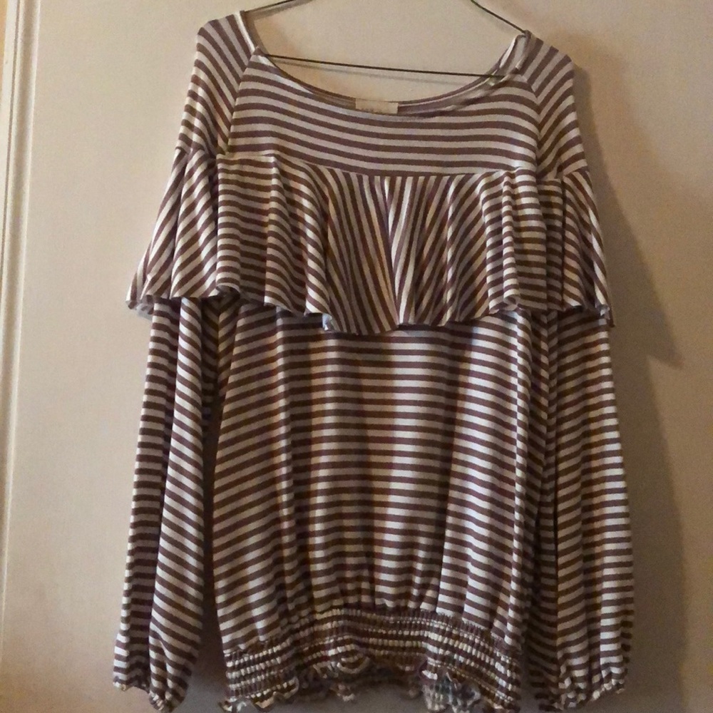 Boutique blouse size medium